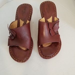 Born Drilles Wedge Sandals Brown 9M W8895